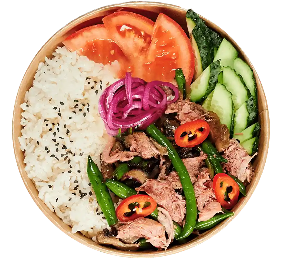 Wok-боул з рваною свининою та грибами
